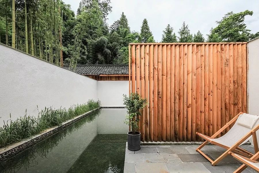 青城山·路之青城，山溝里的豬圈民宿