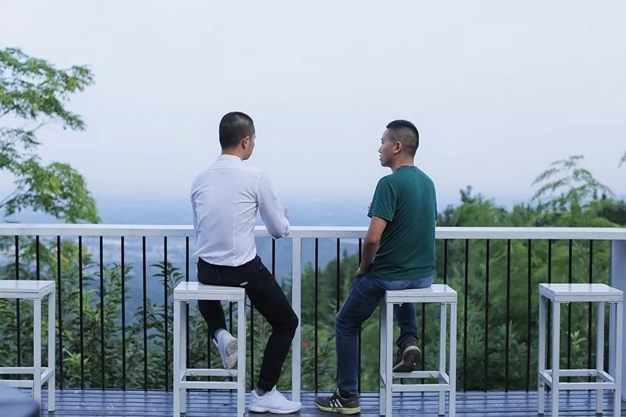 青城山·路之青城，山溝里的豬圈民宿