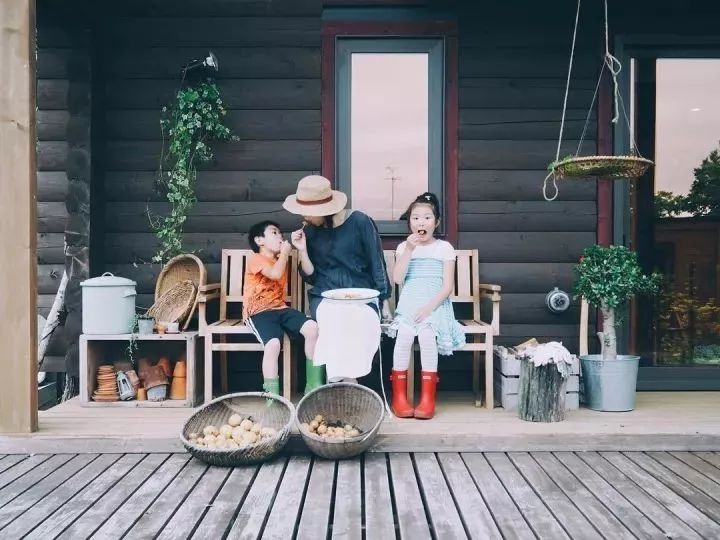 北海道的海濱小鎮(zhèn)，一家四口的日子才最幸福