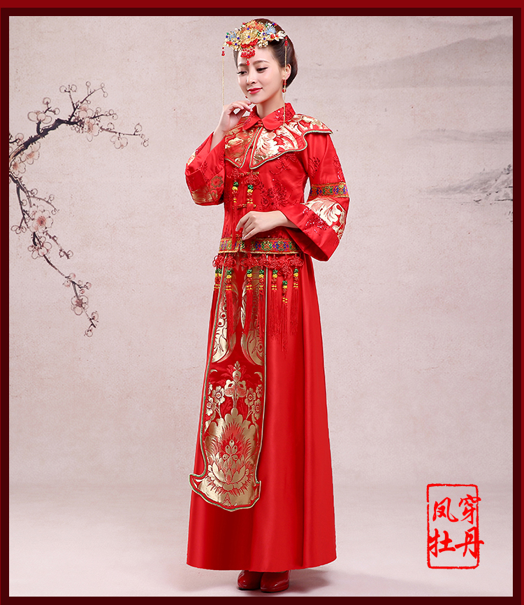 中國傳統(tǒng)式新娘禮服，鳳冠霞帔中式禮服