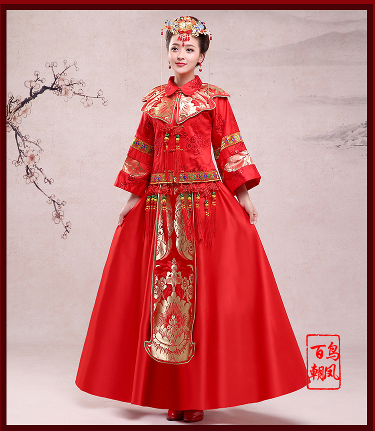中國傳統(tǒng)式新娘禮服，鳳冠霞帔中式禮服