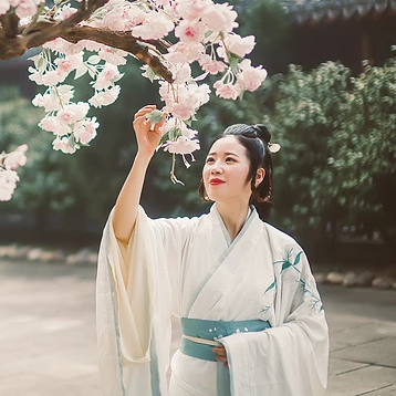 優(yōu)雅白衣女子頭像，唯美古風(fēng)真人頭像