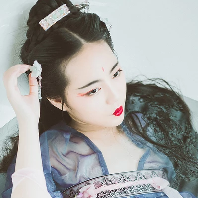 金魚妖艷的女子頭像，唯美古風(fēng)真人頭像