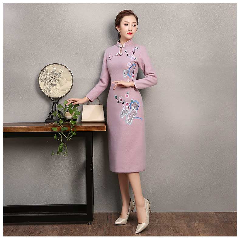 粉紫色繡花旗袍，復(fù)古民族風(fēng)旗袍裙