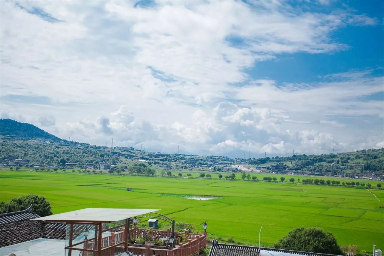 漫宿·見(jiàn)山，在古鎮(zhèn)享受寧?kù)o而恬淡的時(shí)光