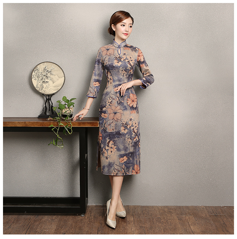 復(fù)古印花旗袍，藍(lán)紫色中袖旗袍裙