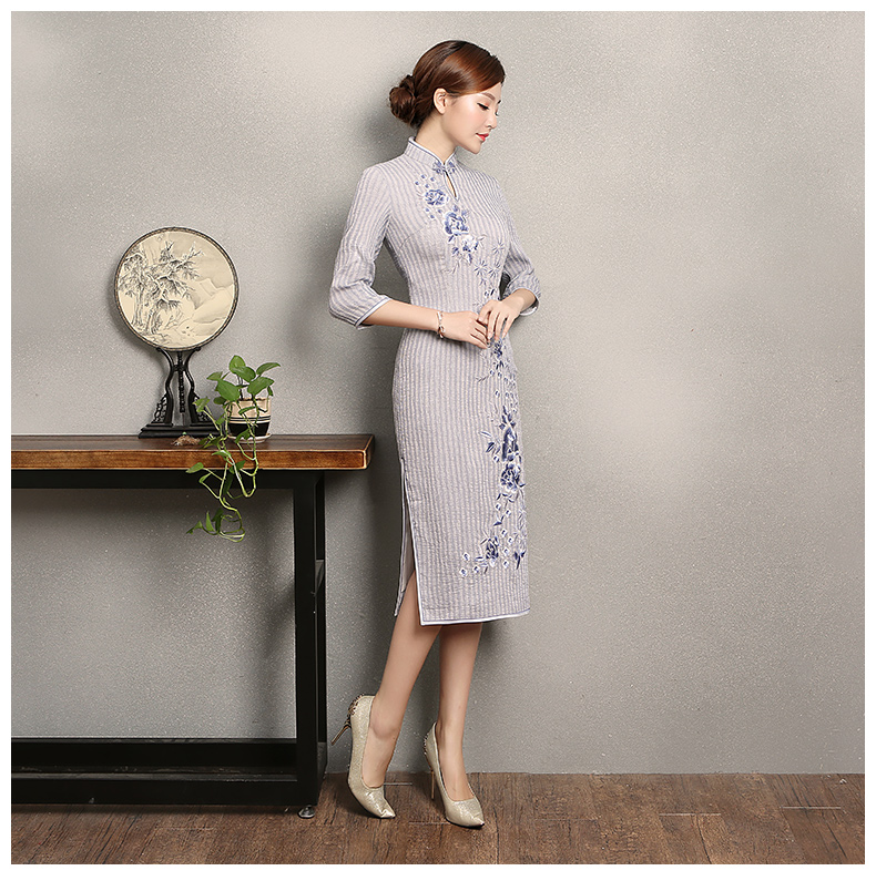 淡紫色條紋旗袍，文藝復古繡花旗袍裙