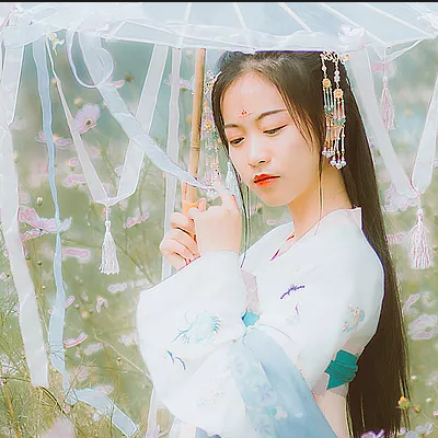 漢服女子帶傘頭像，唯美古風(fēng)真人頭像