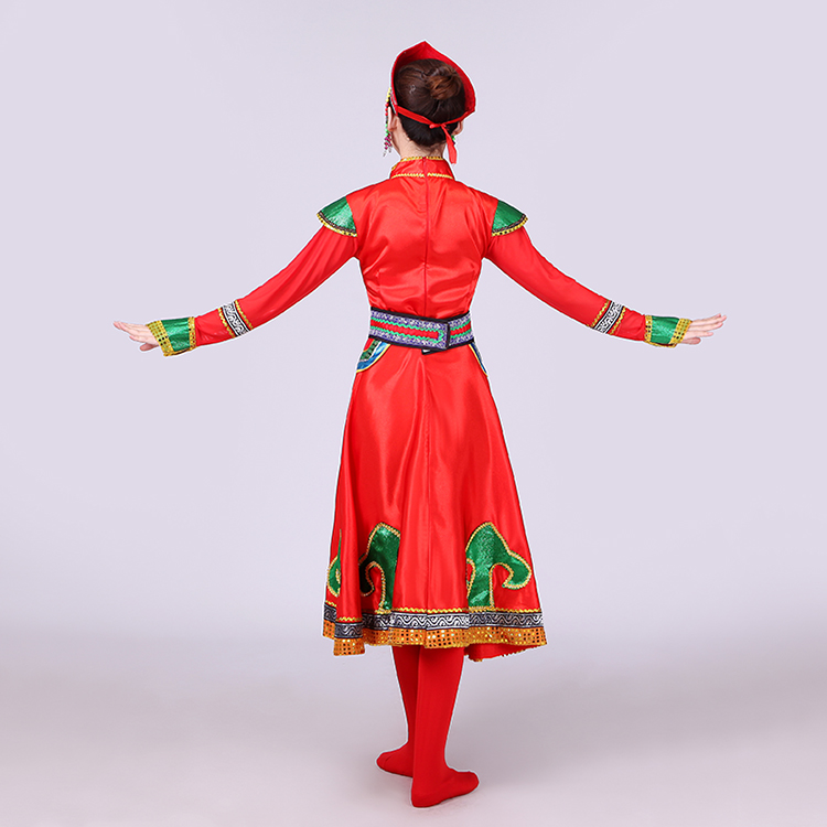 紅色大裙擺蒙古族服飾，少數(shù)民族服裝