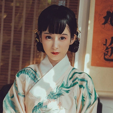 俏皮可愛帶團(tuán)扇女生頭像，唯美古風(fēng)真人頭像