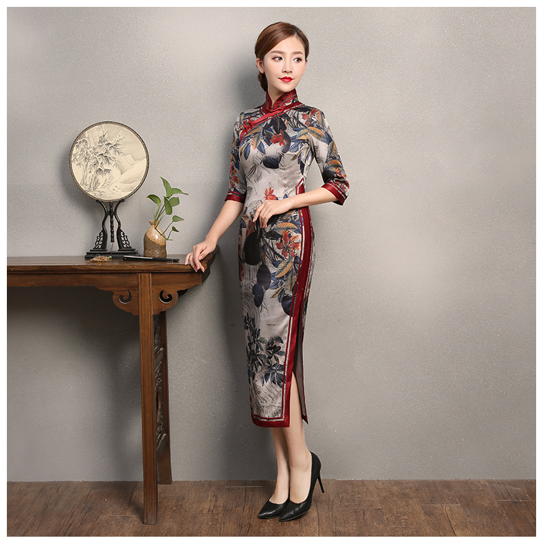 復(fù)古典雅旗袍，中袖浪漫印花旗袍裙