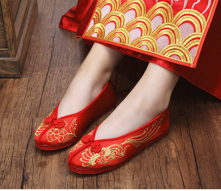 牡丹鳳凰繡花鞋，三款刺繡新娘結(jié)婚鞋