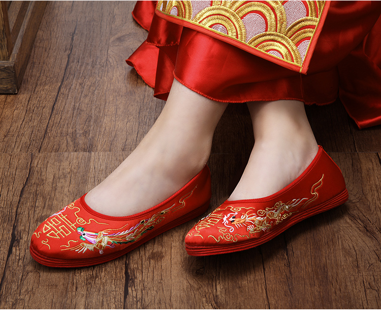 古典家佳樂文學繡花鞋，兩款刺繡新娘結婚鞋