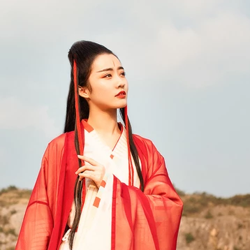 紅衣女子霸氣喝酒頭像，唯美古風真人頭像