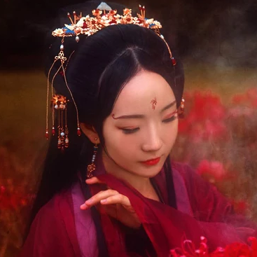 彼岸花妖艷女子頭像，唯美古風(fēng)真人頭像