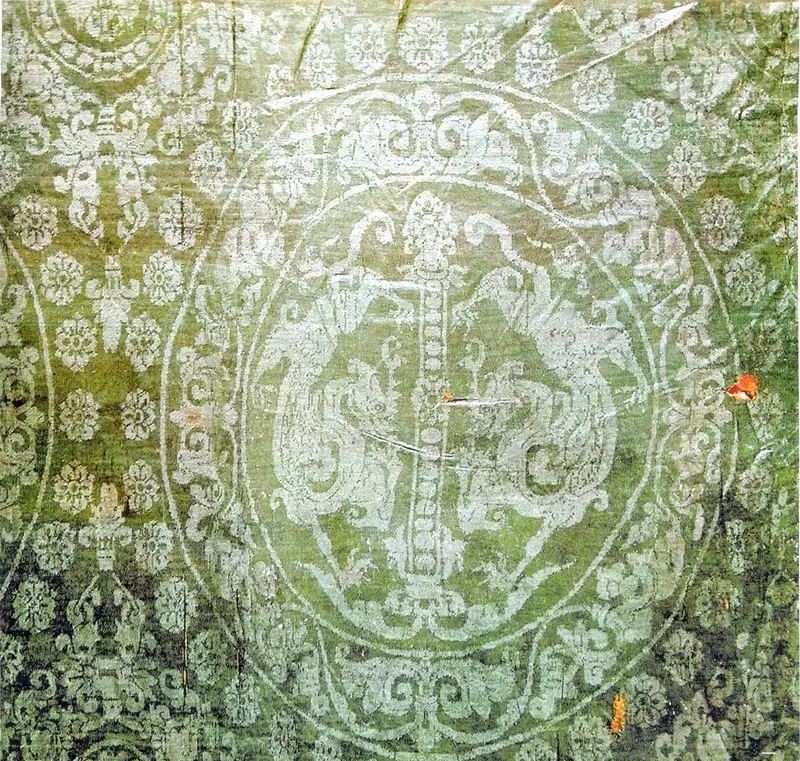 最華麗的傳統(tǒng)花布，《源氏物語》的中國絲織品