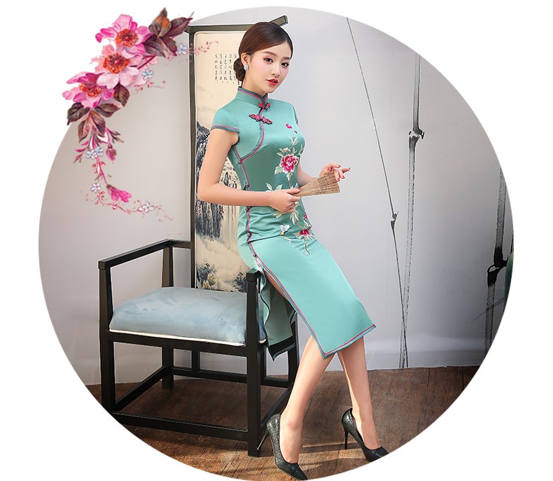 復(fù)古繡花旗袍，短袖真絲旗袍裙