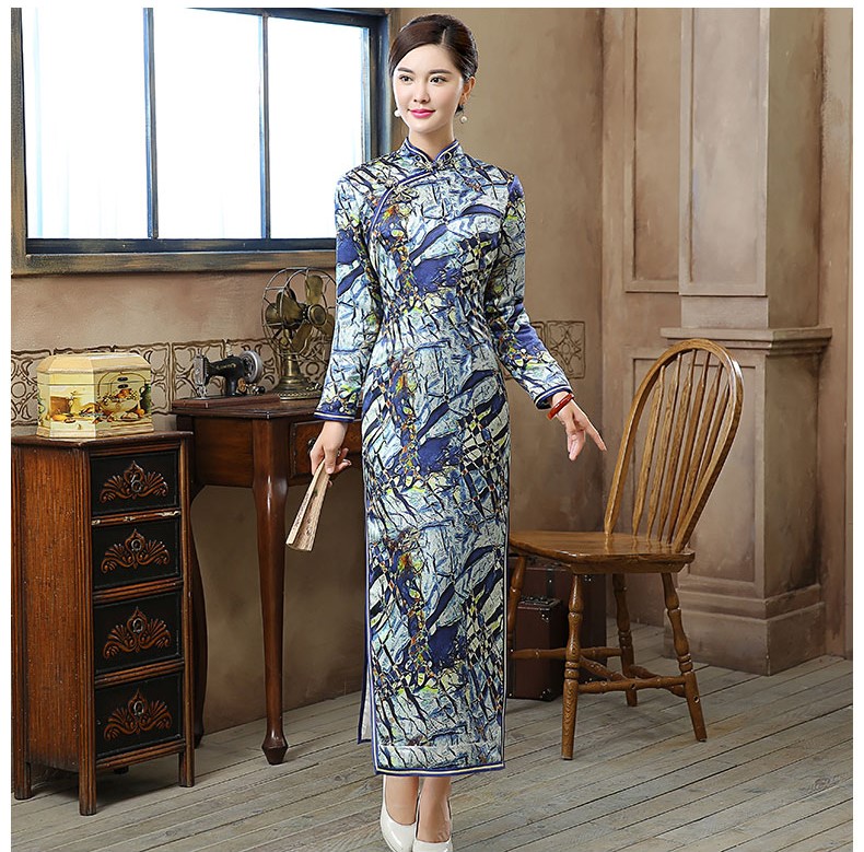 復(fù)古晶藍(lán)印花旗袍，加厚長(zhǎng)款旗袍裙