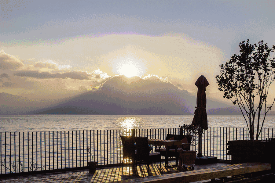 大理洱?！w心，歸心看海煙雨江南