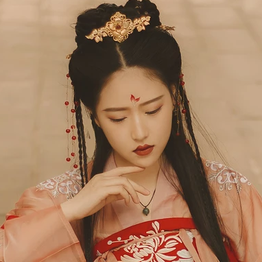 紅色帶傘女子頭像，唯美古風(fēng)真人頭像