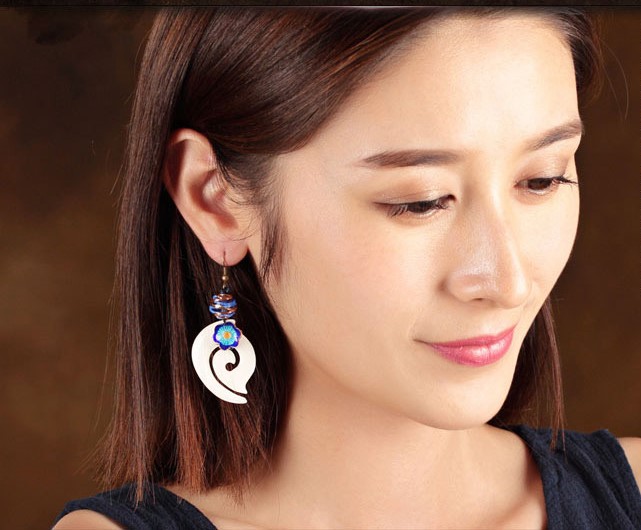 家佳樂文學(xué)白色祥云耳墜古風(fēng)耳環(huán)首飾