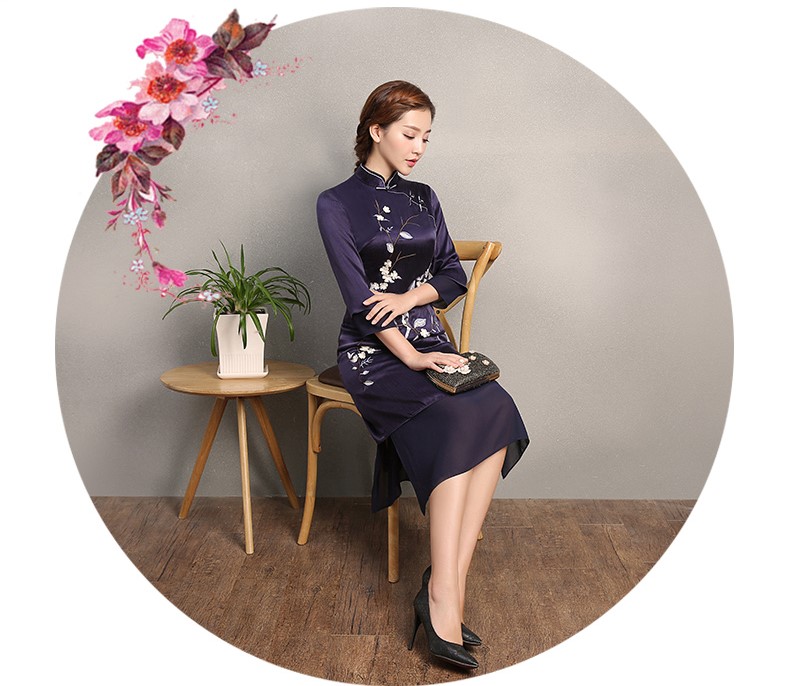 深藍色時尚繡花旗袍，中長款改良旗袍裙