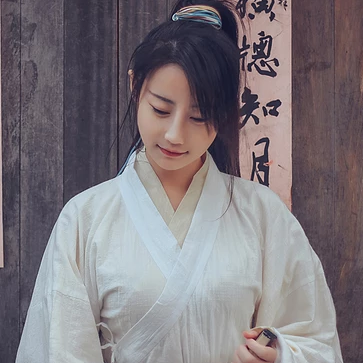 復(fù)古瀟灑帶折扇女生頭像，唯美古風(fēng)真人頭像