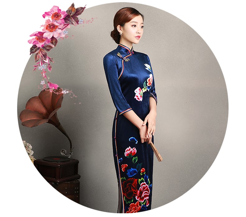 寶石藍(lán)花居旗袍，古典嬌艷旗袍裙