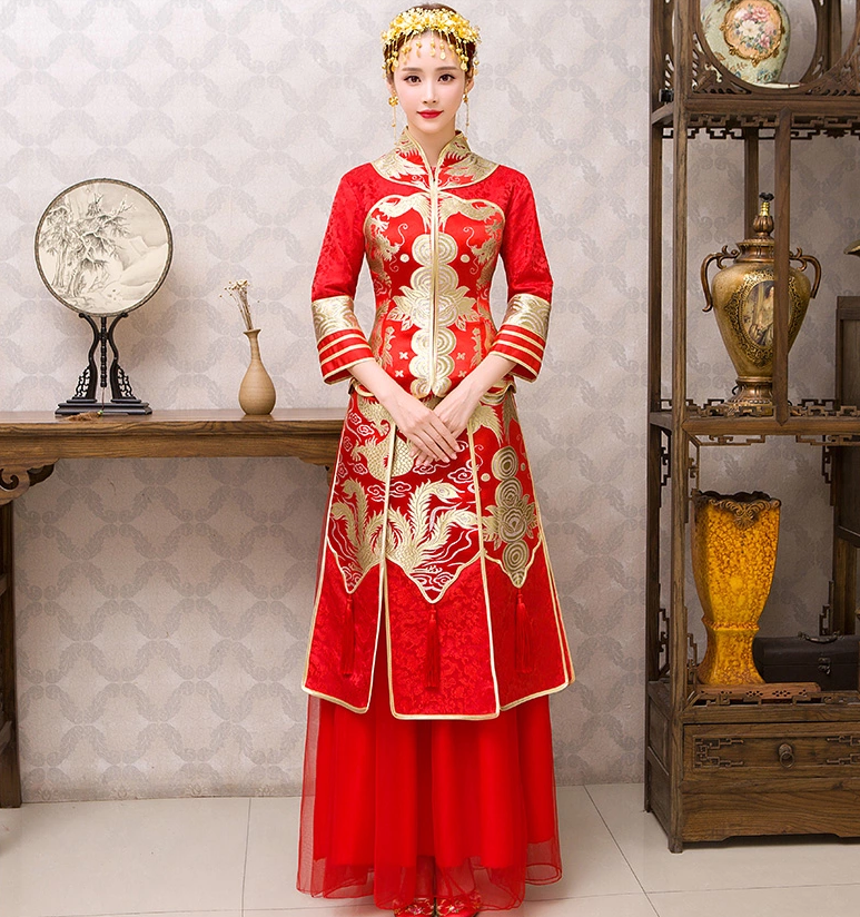 紅色龍鳳褂中式禮服，唯美新娘結(jié)婚禮服