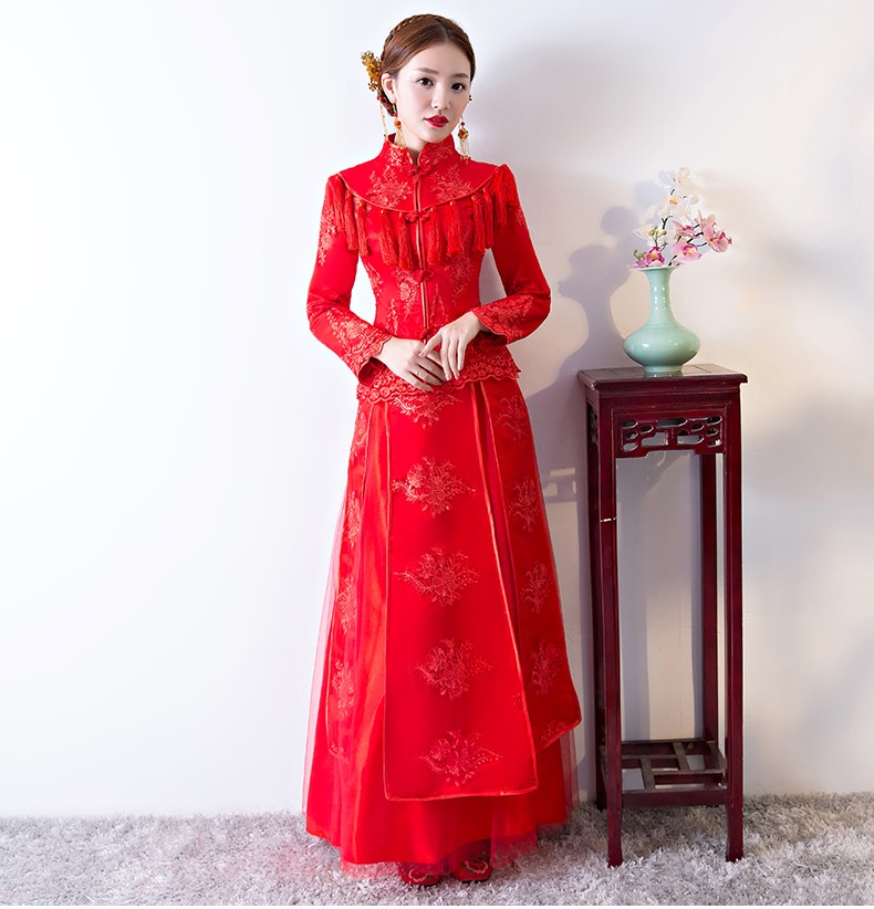 精致蕾絲花紋中式禮服，新娘結(jié)婚禮服