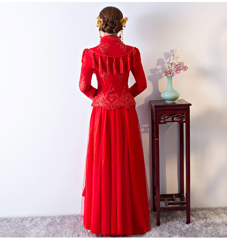 精致蕾絲花紋中式禮服，新娘結(jié)婚禮服