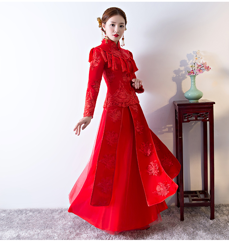 精致蕾絲花紋中式禮服，新娘結(jié)婚禮服