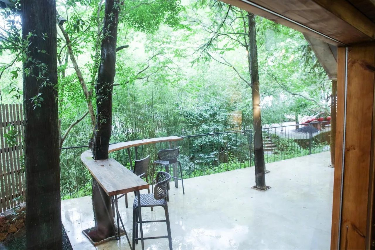 莫干山·西璞，睡進(jìn)梵高的畫里