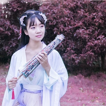 粉紫小清新帶團扇傘頭像，唯美古風真人頭像