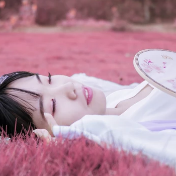 粉紫小清新帶團扇傘頭像，唯美古風真人頭像