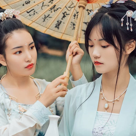 并蒂閨蜜頭像，唯美古風(fēng)真人頭像