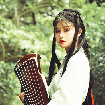 嬌艷彼岸花女生頭像，唯美古風真人頭像