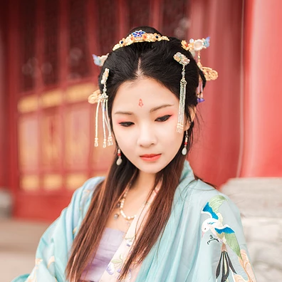 長(zhǎng)相思帶傘女生頭像，唯美古風(fēng)真人頭像