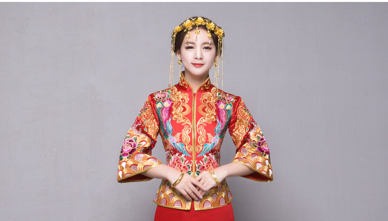 金絲繡花中式禮服，家佳樂文學(xué)新娘禮服