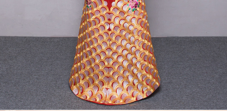 金絲繡花中式禮服，家佳樂文學(xué)新娘禮服