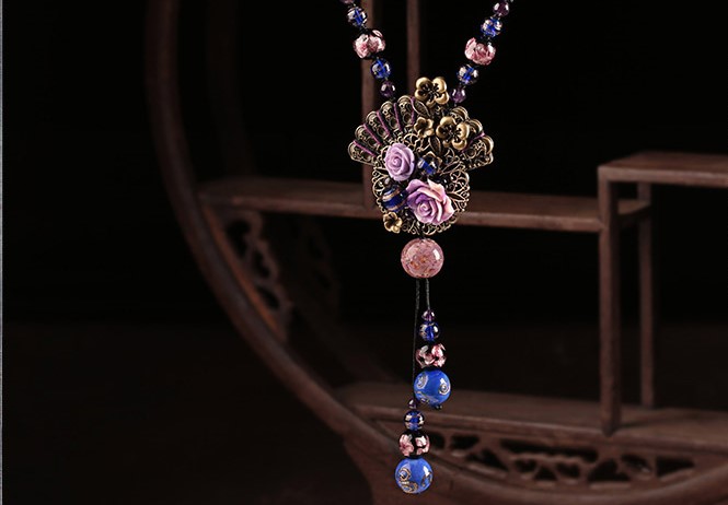 淡紫幻嫣復古玫瑰花朵毛衣鏈項鏈