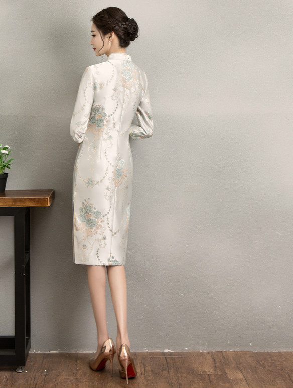 清新淡雅繡花旗袍，中袖優(yōu)雅旗袍裙