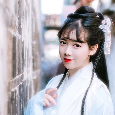 淡雅女生頭像，唯美古風真人頭像