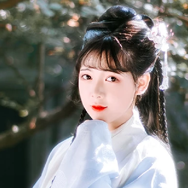 淡雅女生頭像，唯美古風真人頭像