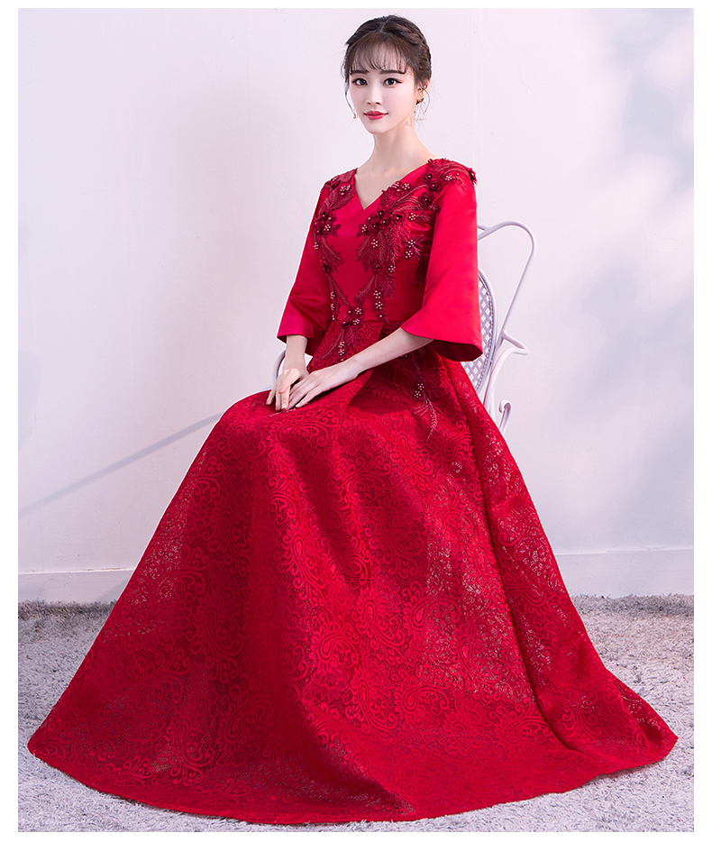 時(shí)尚性感V領(lǐng)中式禮服，立體繡花新娘結(jié)婚禮服