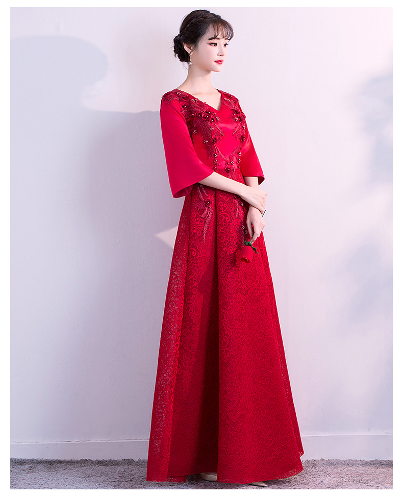 時(shí)尚性感V領(lǐng)中式禮服，立體繡花新娘結(jié)婚禮服