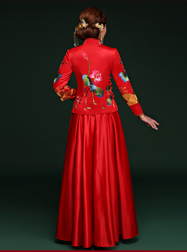 荷塘鴛鴦戲水中式禮服，家佳樂文學新娘結(jié)婚禮服