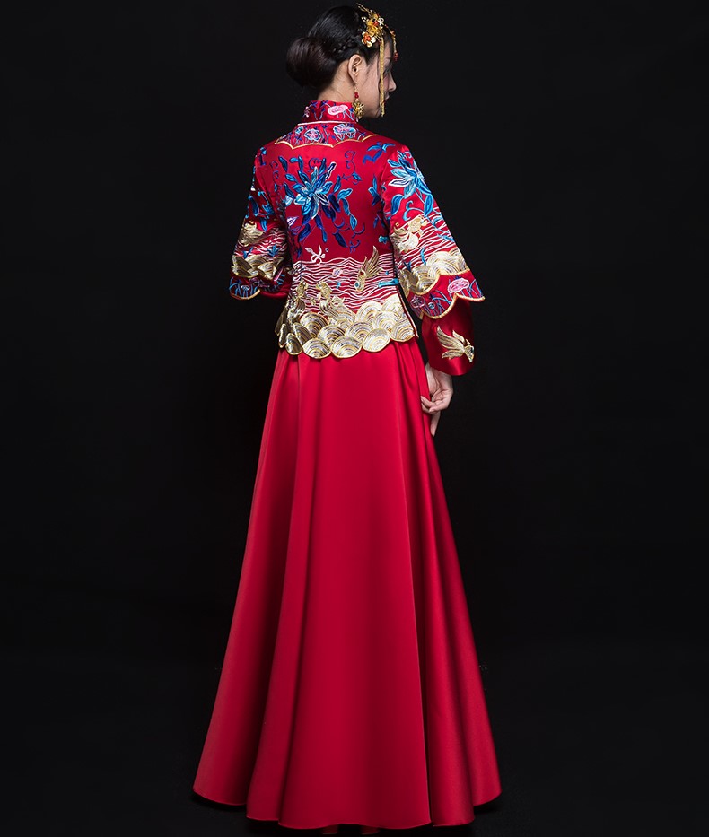 古典花紋刺繡中式禮服，新娘結婚禮服