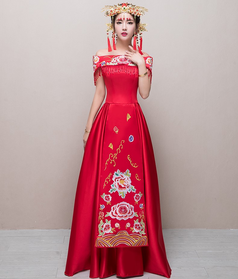 性感一字肩中式禮服，刺繡流蘇新娘禮服