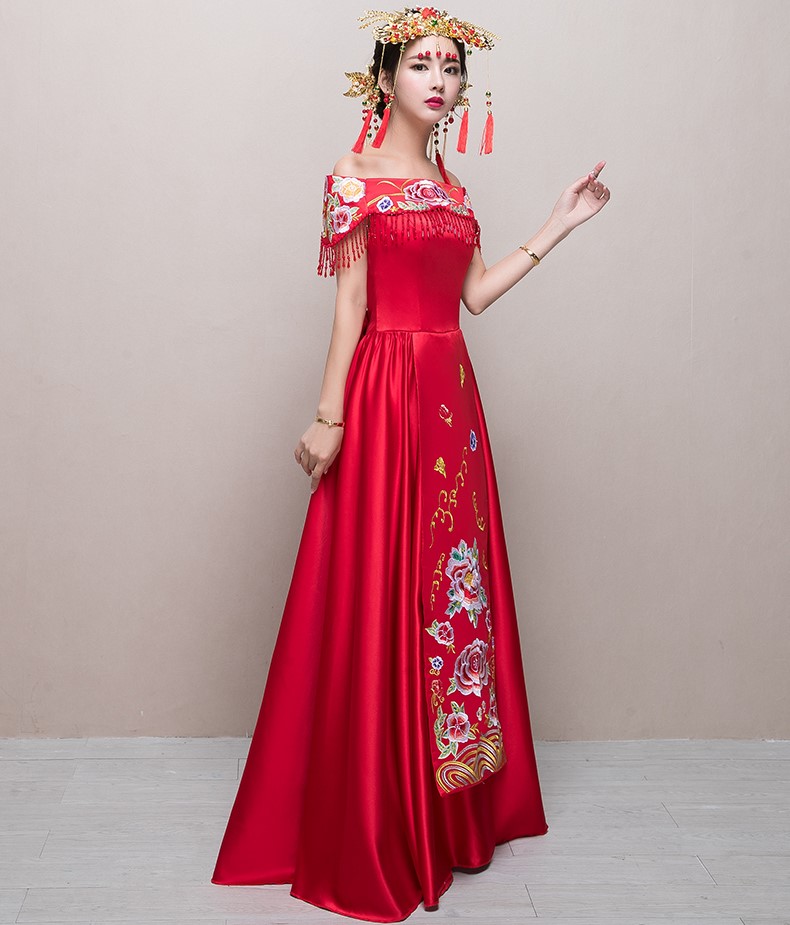 性感一字肩中式禮服，刺繡流蘇新娘禮服